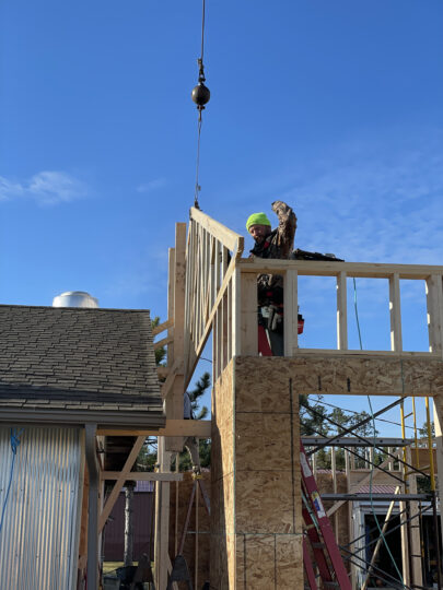 Setting trusses with Jerry Freeman