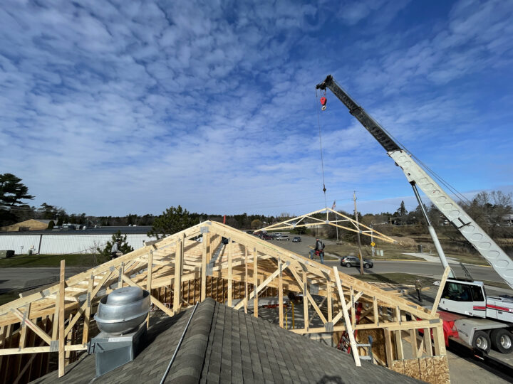 Setting trusses with Jerry Freeman